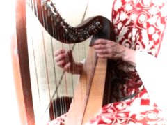 Uhlenflug — Alte Klänge mit Harfe, Drehleier, Flöte,...